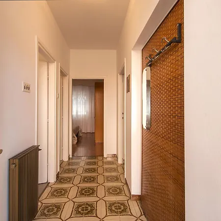 Apartment Renata
